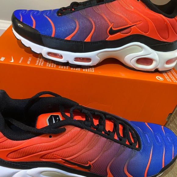 Nike Air Max Plus- Men’s 10 - Picture 11 of 13